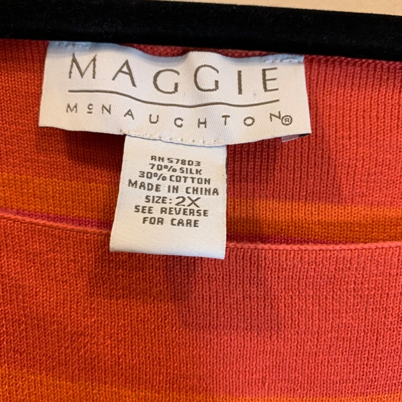 Maggie McNaughton – Short Sleeve Top - 2X - Picture 3 of 4
